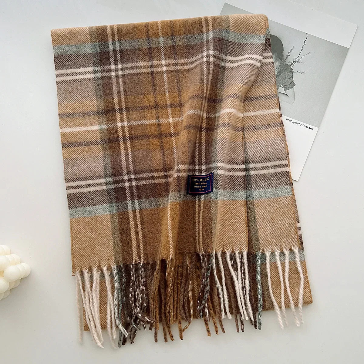 Chic Design Soft Warm Women Scarf Autumn Winter Classic British Imitation Cashmere Muffler Men Plaid Thermal Tassel Shawl Couple