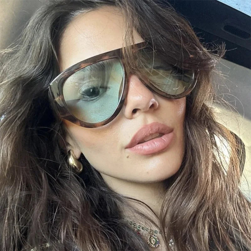 Oversized Pilot Sunglasses Women Fashion 2023 Luxury Big Frame One Piece Gradient Sunglasses Retro Classic Thick Shades