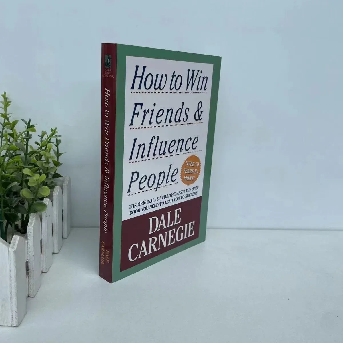 How To Win Friends & Influence People By Dale Carnegie Interpersonal Communication Skills Self-improvement Reading Book Fo Adult