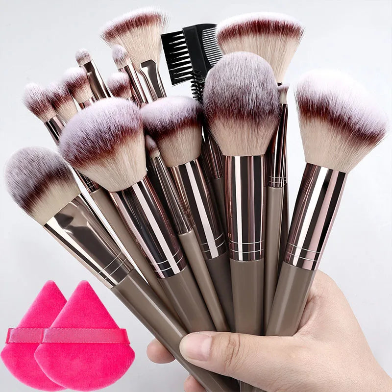 Professional 3-20Pcs Makeup Brush Set Super soft detail Blush highlighter Foundation Concealer Eyeshadow Brush Women Beauty Tool