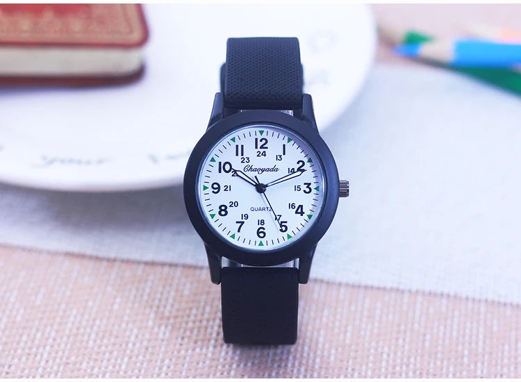 2024 New Style Children Boys Girls Simple 24 Hours Luminous Hands Sports Silicone Strap Watches Jelly Colors Quartz Wristwatches