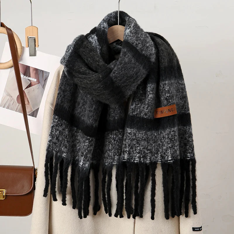 Woman Stripe Cashmere Scarf Tassels Shawls Pashmina Warm Muffler Fashion Long Wraps Luxury Famale Thick Scarves 208*35cm