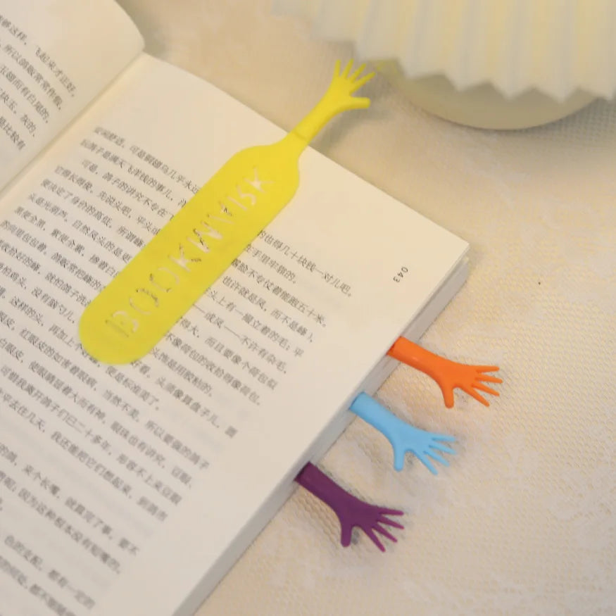 4Pcs Great Bookmark Stationery Creative Finger Help Me Durable Diary Bookmarks Mini Hands Modeling Bookmark Book Decoration