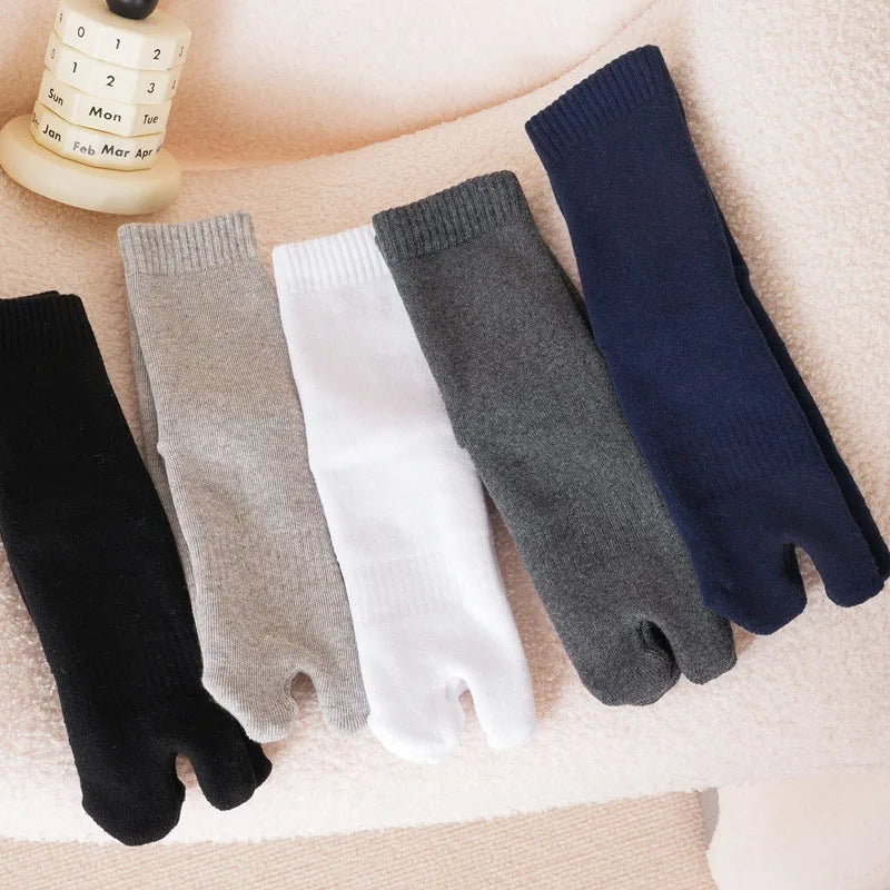 Autumn Winter Thicken 2 Finger Socks For Men Solid Color Business Flip Flops Split Toe Socks Thermal Middle Tube Cotton Socks