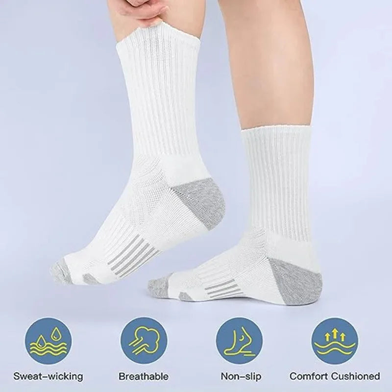 6 Pairs 2024 New Top Quality Men's Outdoor Socks High Long Tube Socks Breathable Soft Ground-Gripping White Black Football Socks