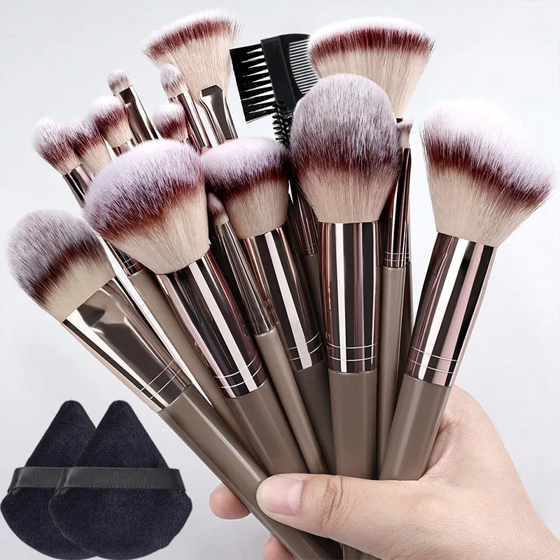 Professional 3-20Pcs Makeup Brush Set Super soft detail Blush highlighter Foundation Concealer Eyeshadow Brush Women Beauty Tool