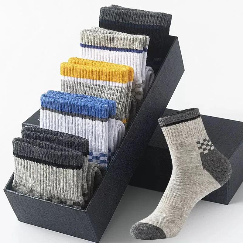 5 Pairs Of Men's Socks, Autumn And Winter Vintage Fun Fashion Athletic Socks, Sports Trend Socks